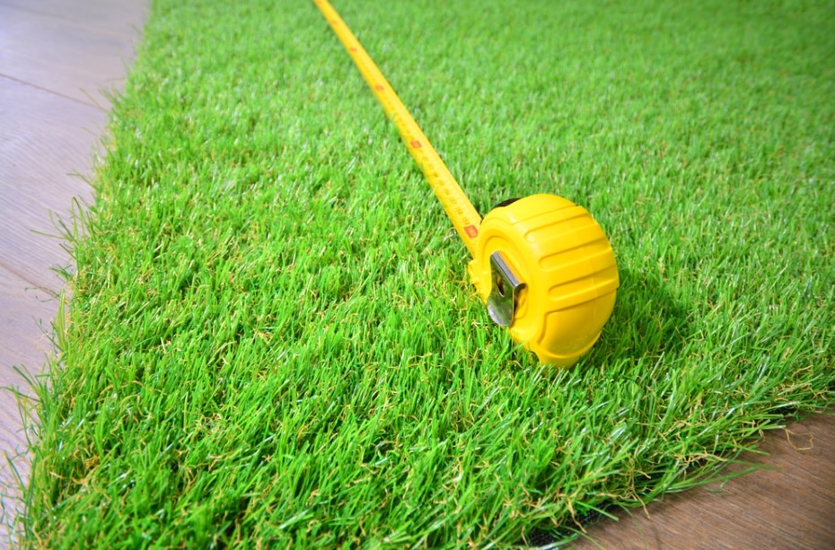 How to Measure the Square Feet of Your Lawn